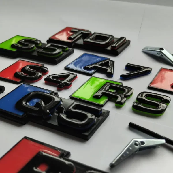 Custom text and color front and rear badge/emblem for Audi RS-look honeycomb grill